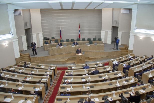 Parliamentarians heard a message from the governor on the state of affairs in the Omsk region