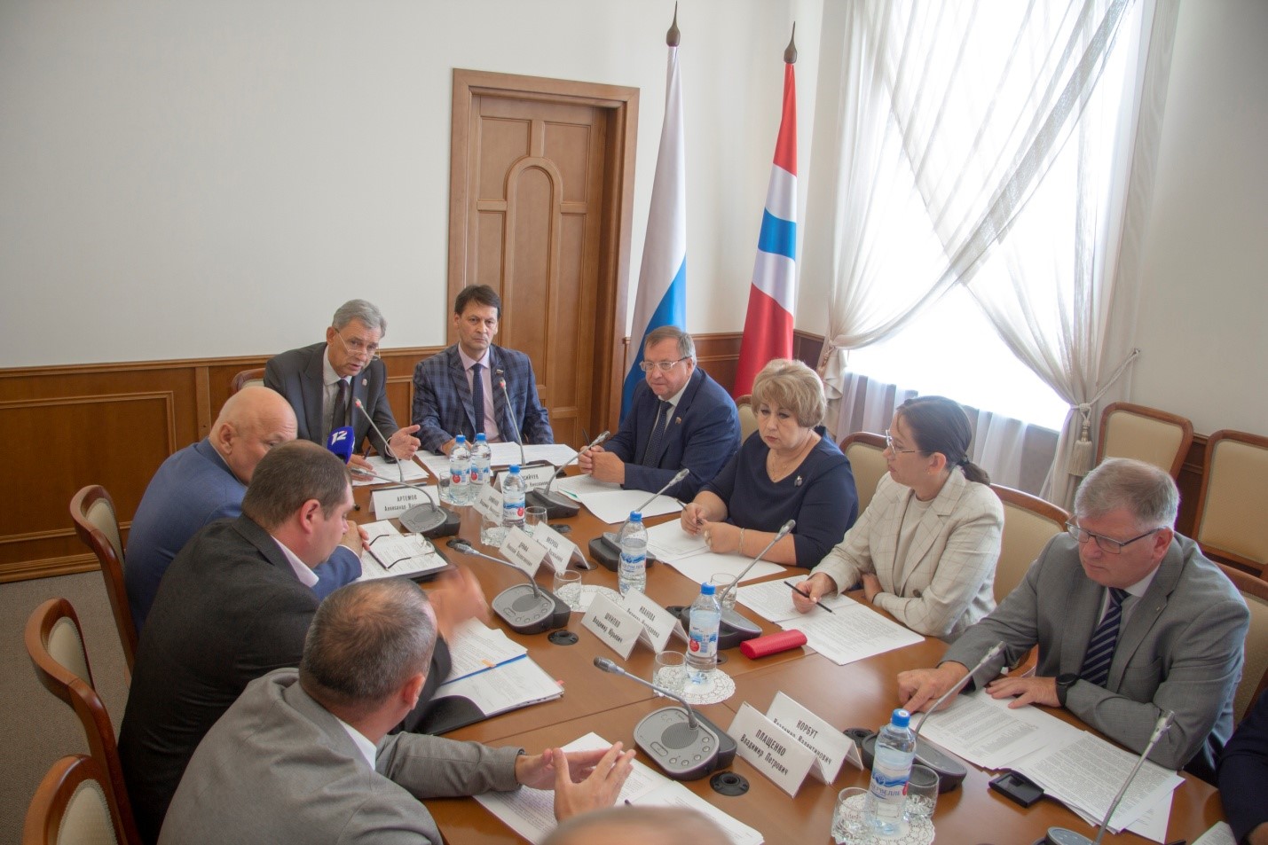 Speaker of the regional parliament Alexander Artemov took part in a meeting of the presidium of the Council of Chairmen of Representative Bodies of Municipal Districts of the Omsk Region and the Omsk City District