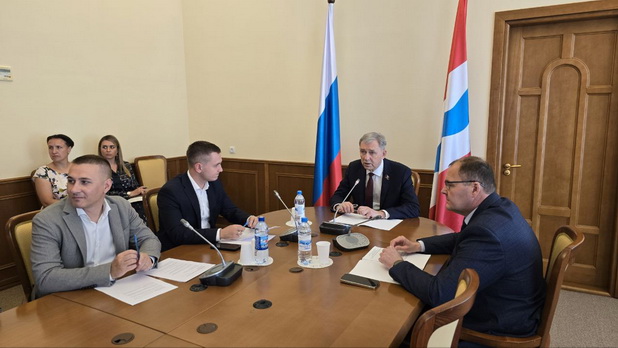 Молодежная палата депутатов при областном парламенте провела заседание