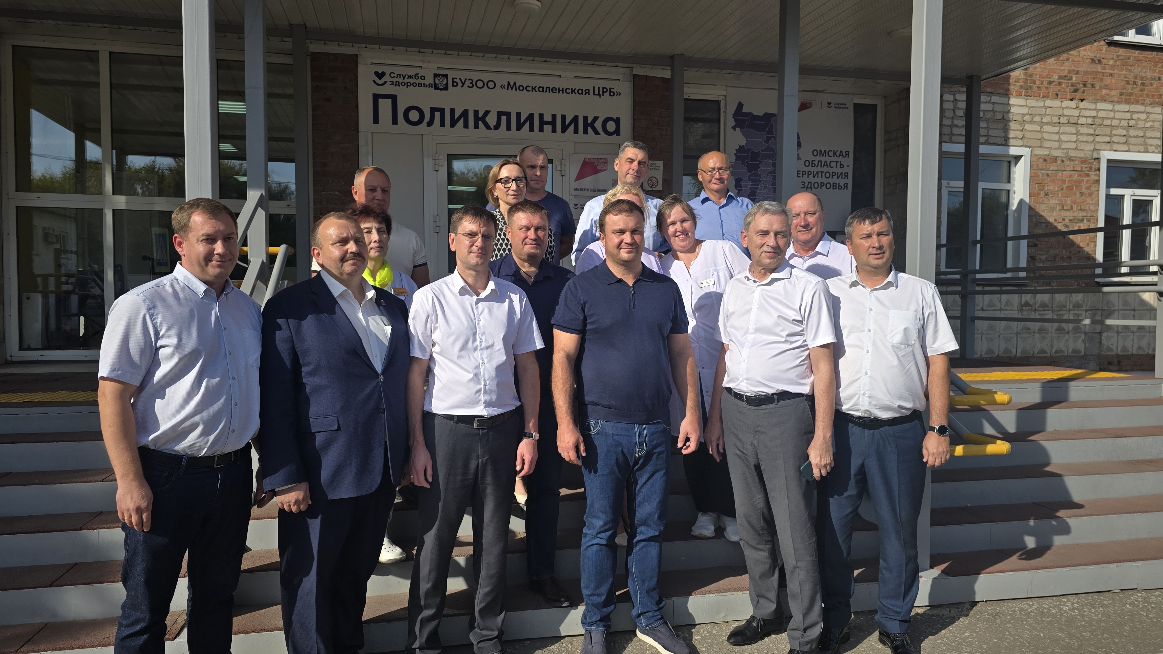 Первые лица региона посетили Исилькульский и Москаленский районы Омской области